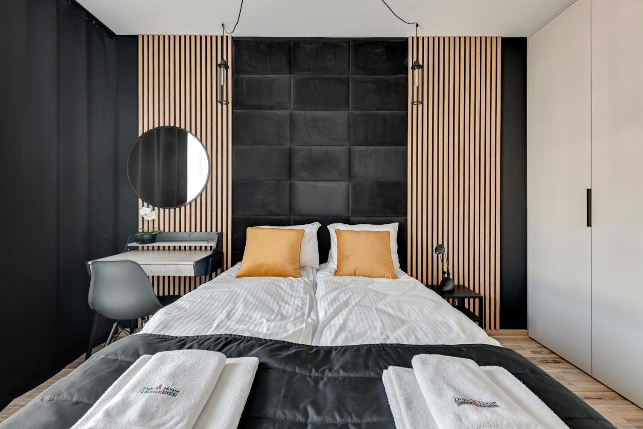 Dom & House - Apartments Angielska Grobla 格但斯克 外观 照片